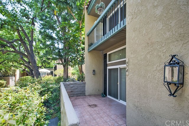 Property Photo:  974 Palo Verde Avenue  CA 90815 