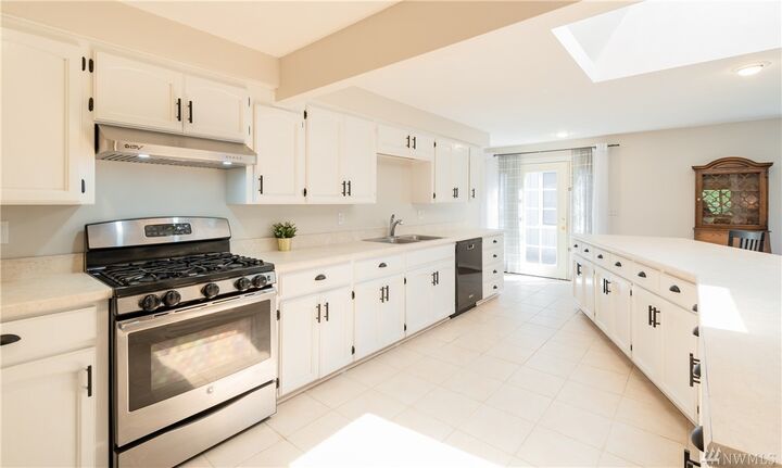 Property Photo:  9504 Harvey Rd  WA 98230 