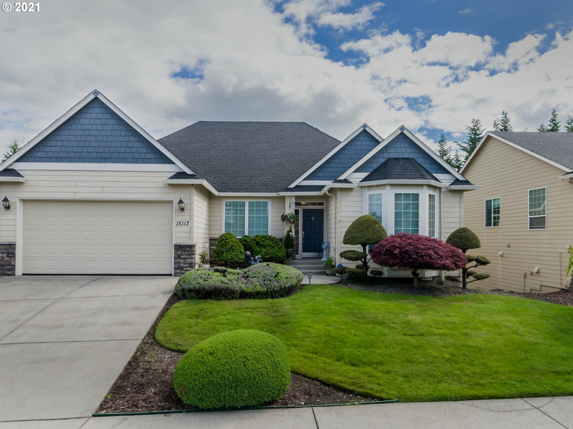 Property Photo: 15113 NW 7th Ct WA 98685