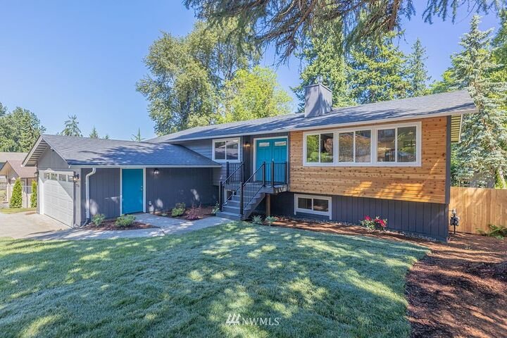 Property Photo: 7216 NE 165th Court WA 98028