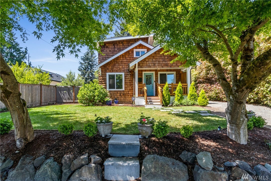 Property Photo:  1814 N Mason Ave  WA 98406 