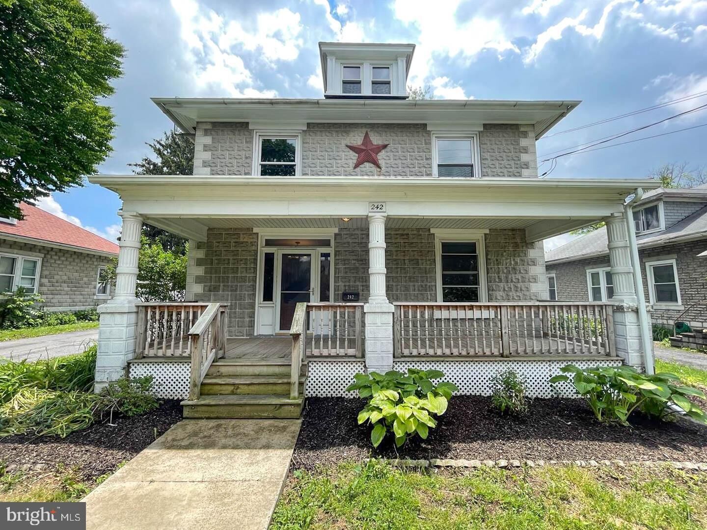 Property Photo: 242 E Main Street PA 17540