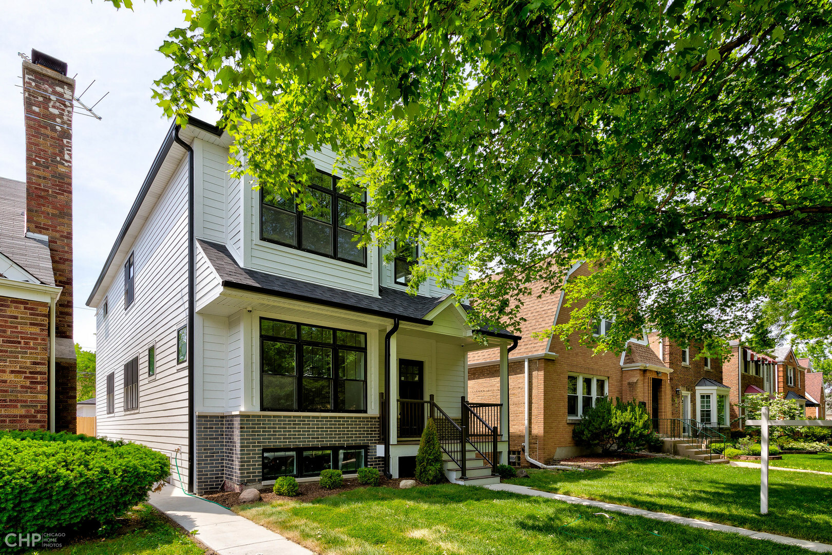 Property Photo:  6138 N Keeler Avenue  IL 60646 