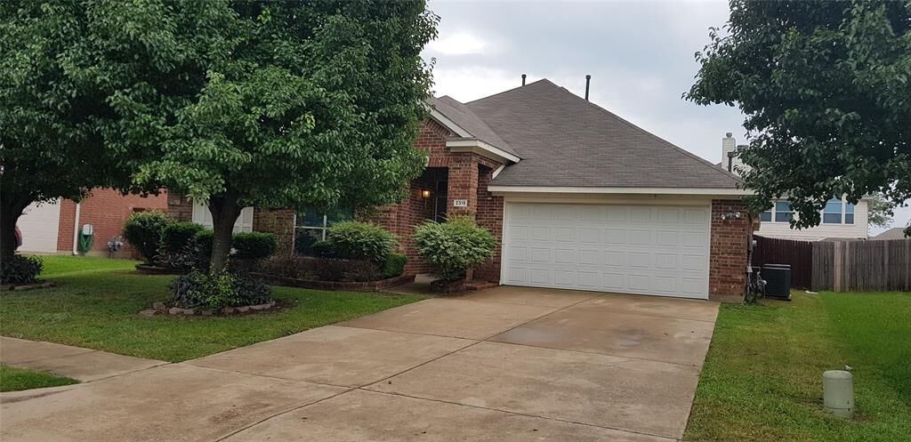 Property Photo:  2315 Merlin Drive  TX 75052 