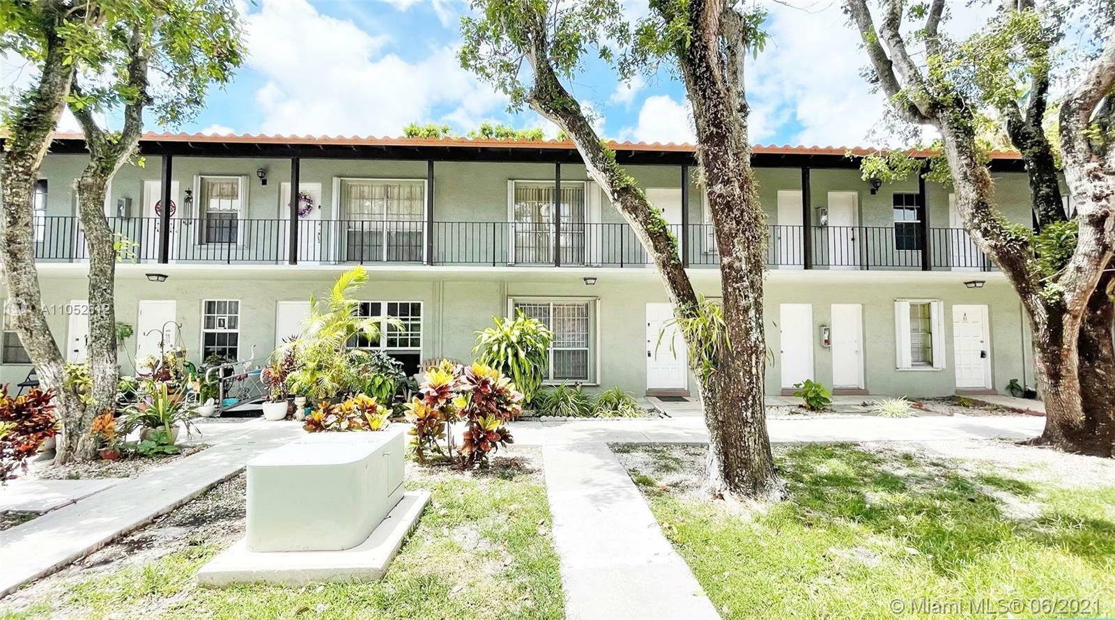 Property Photo:  10756 N Kendall Dr J9  FL 33176 