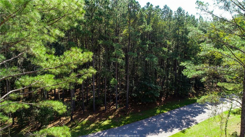 Property Photo:  9 Foxchase Ln  SC 29910 