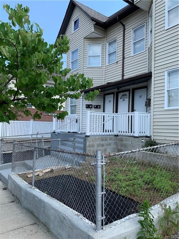 Property Photo:  85A Madison Avenue  CT 06604 