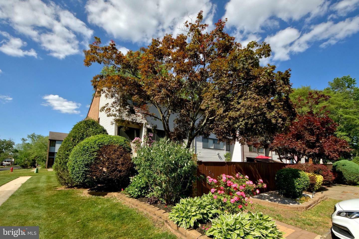 Property Photo:  159 Henderson Place  NJ 08520 