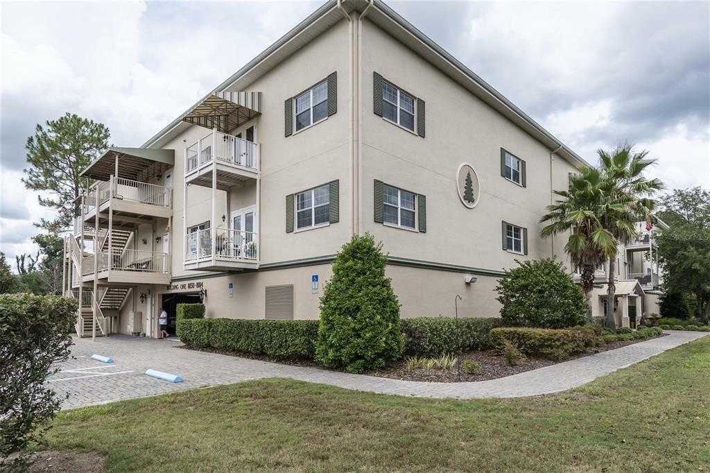 Property Photo:  8160 Southern Pines Drive 8160  FL 34601 