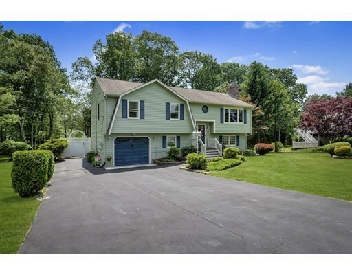 Property Photo: 50 Regina S Dr MA 01876