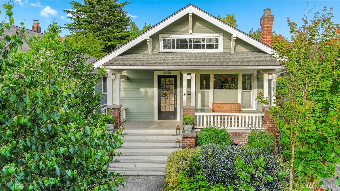 Property Photo: 4814 1st Ave NW WA 98107