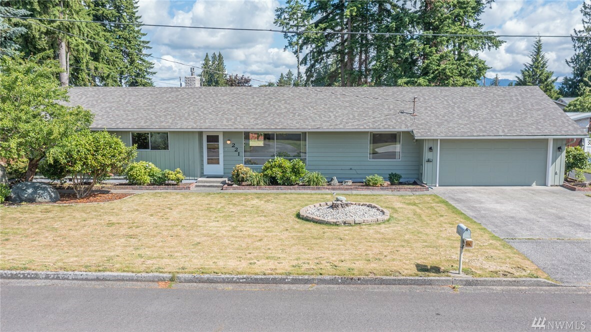 Property Photo:  221 W Jensen St  WA 98223 