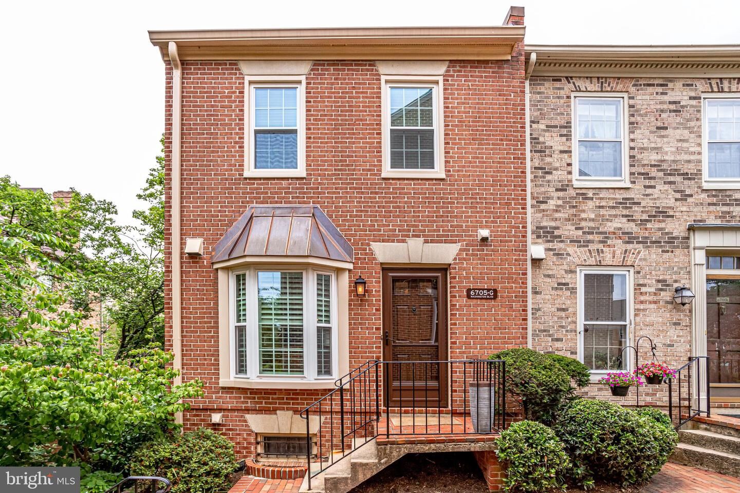 Property Photo: 6705 Washington Boulevard G VA 22205