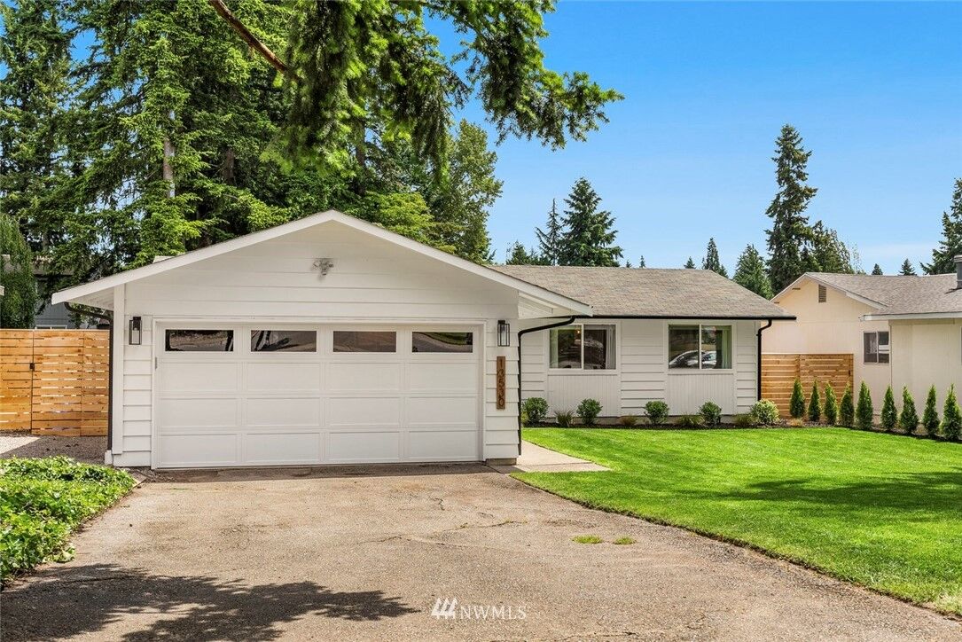 Property Photo:  13530 121st Avenue NE  WA 98034 