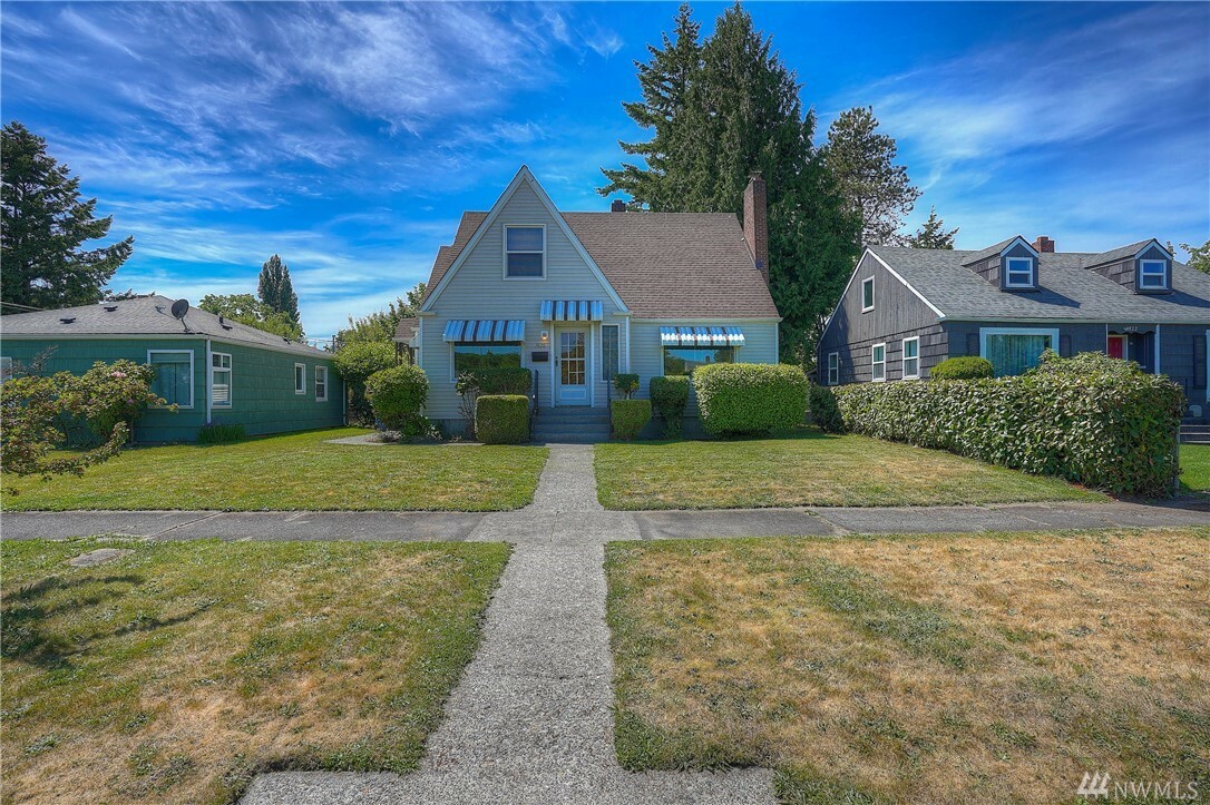 Property Photo:  3826 S Ainsworth Ave  WA 98418 