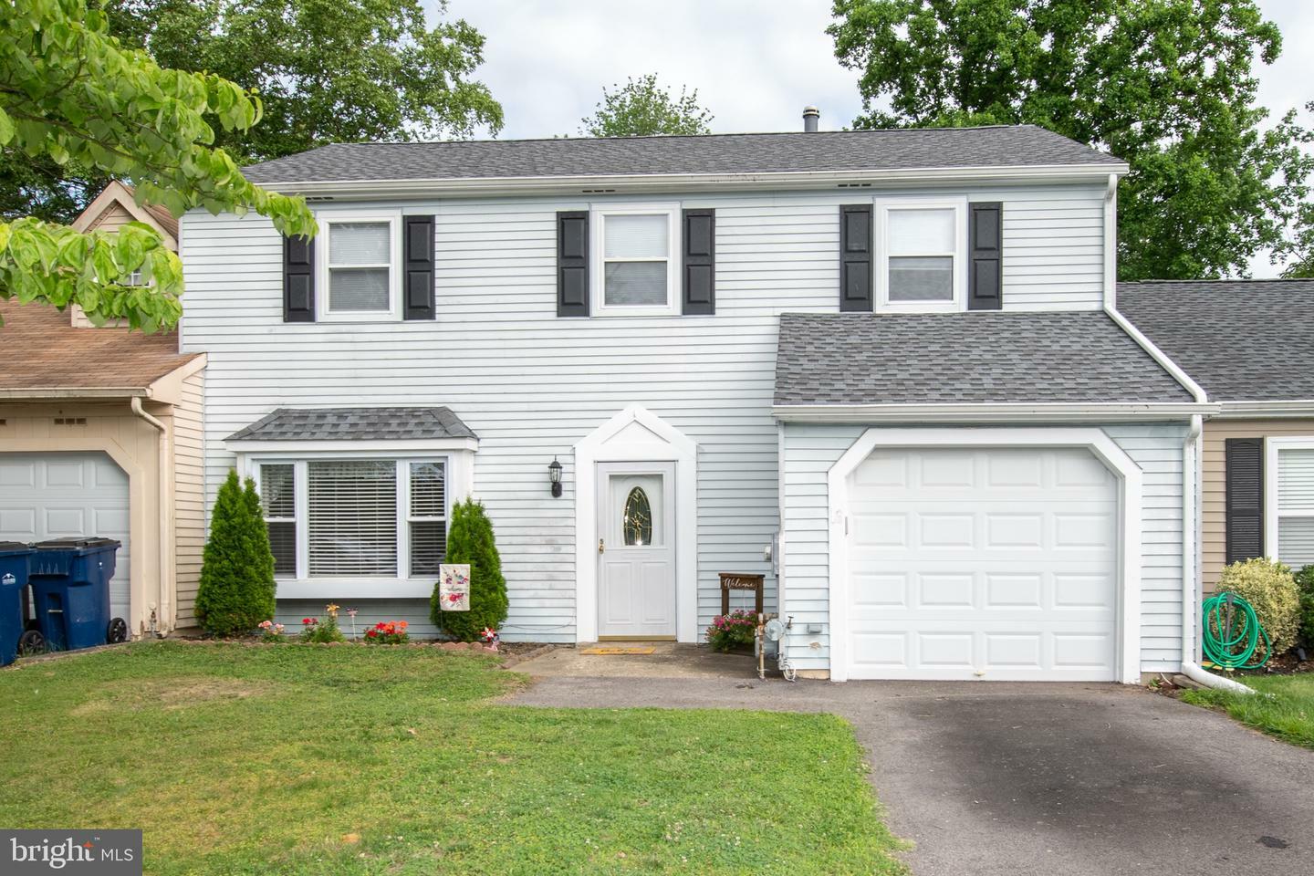 Property Photo:  19 Wynnewood Drive  NJ 08043 