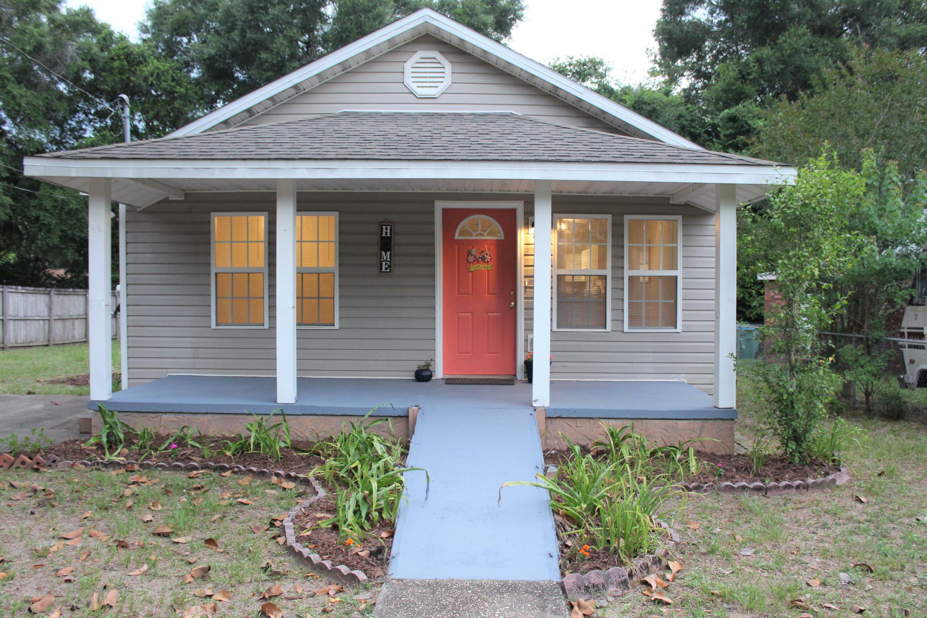 Property Photo:  232 Bracewell Street  FL 32536 