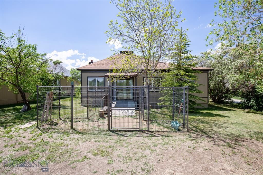 Property Photo:  163 Park Ave  MT 59735 