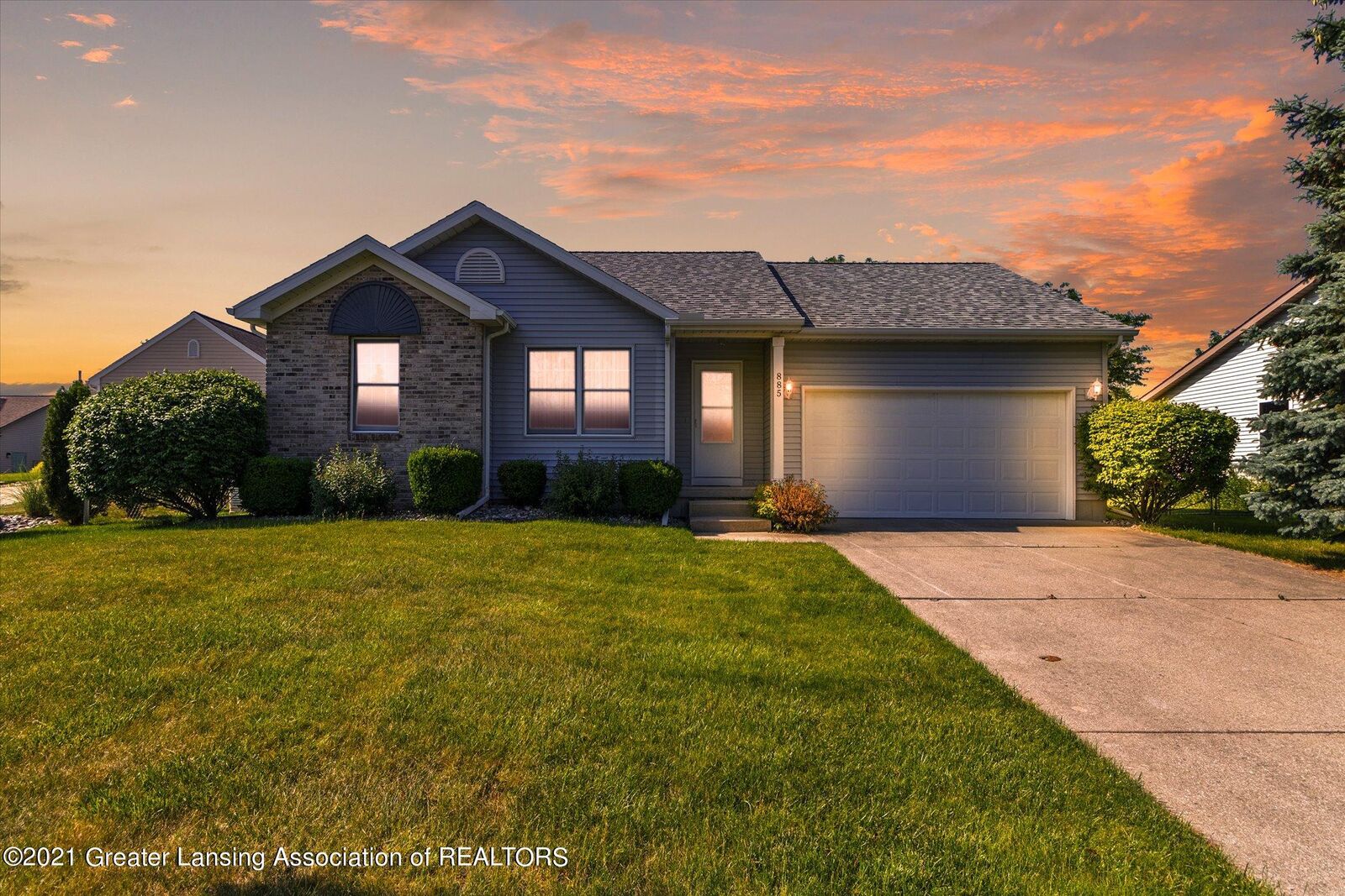 Property Photo:  885 Stag Thicket Lane  MI 48854 