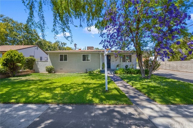 Property Photo:  53 W 7th Street  CA 91786 