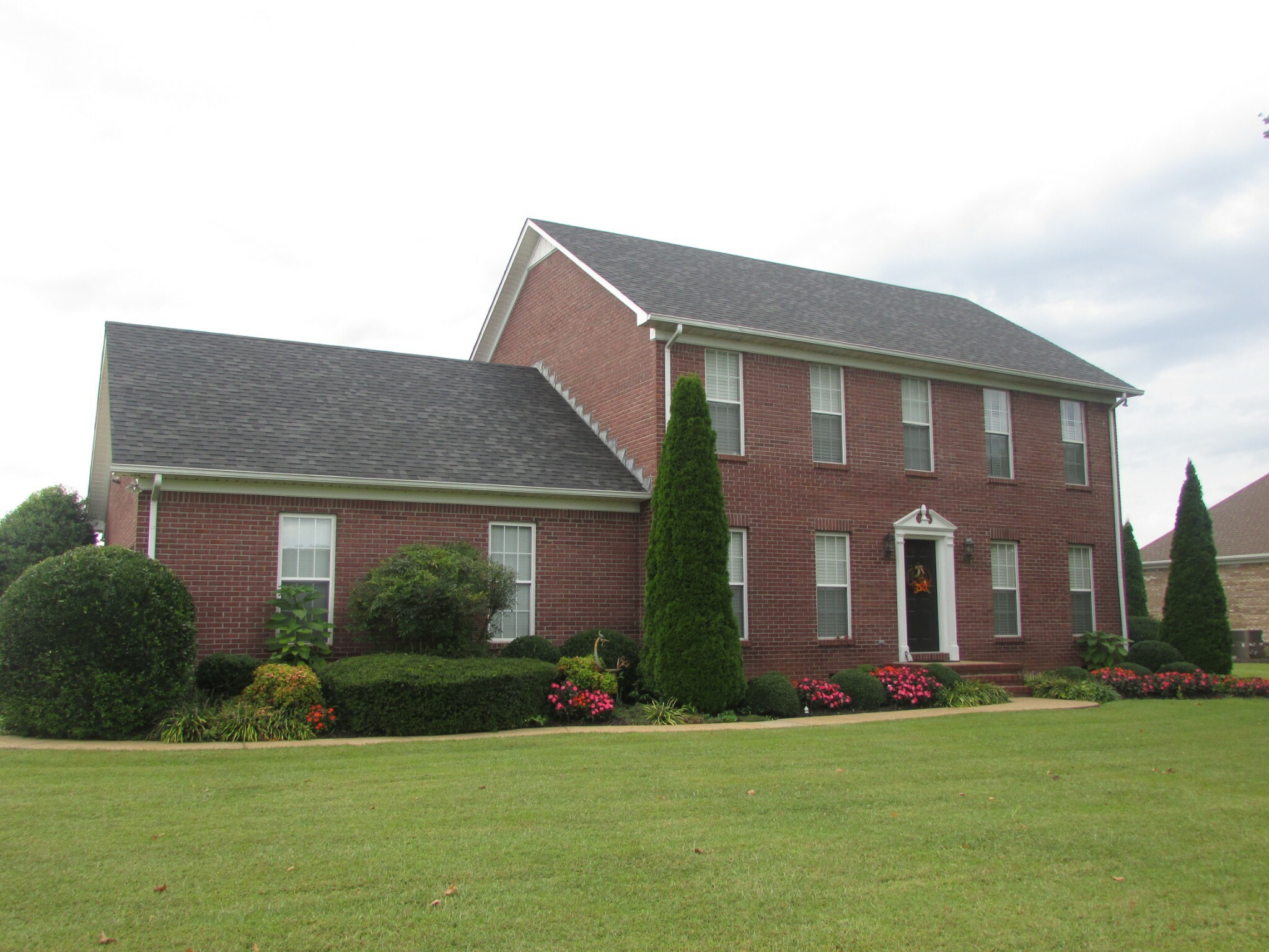 Property Photo:  483 Annie Rooney Rd S  TN 38464 