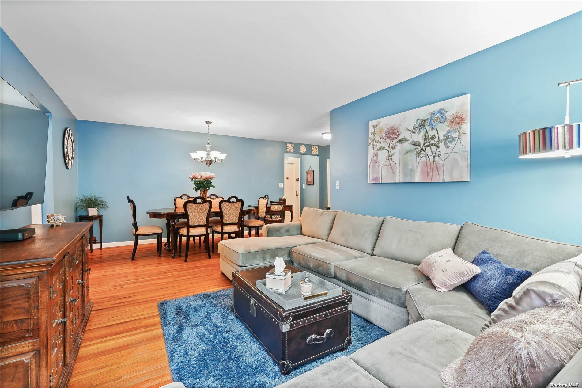 Property Photo:  73-44 Austin Street 3U  NY 11375 