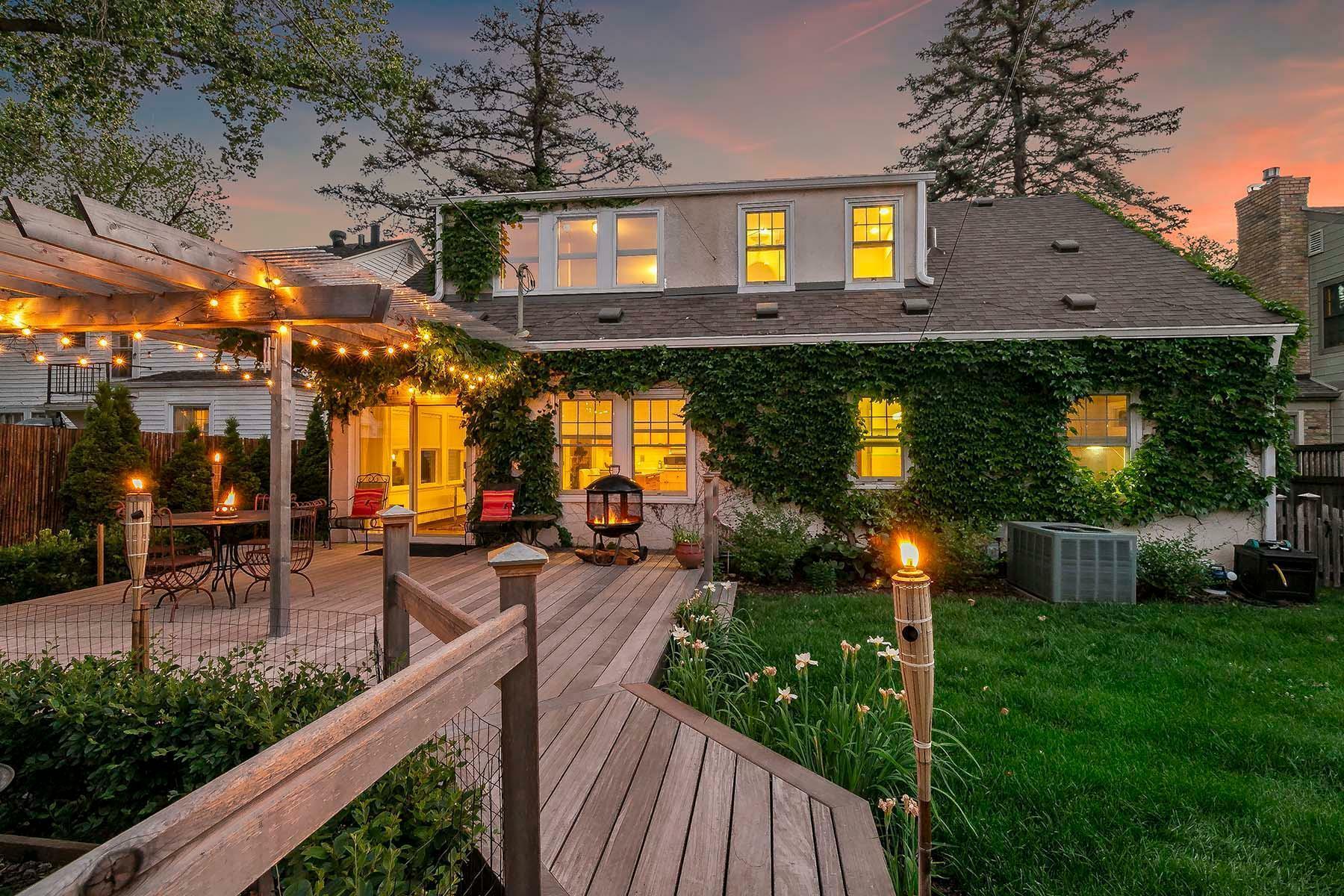 Property Photo:  2717 France Avenue S  MN 55416 