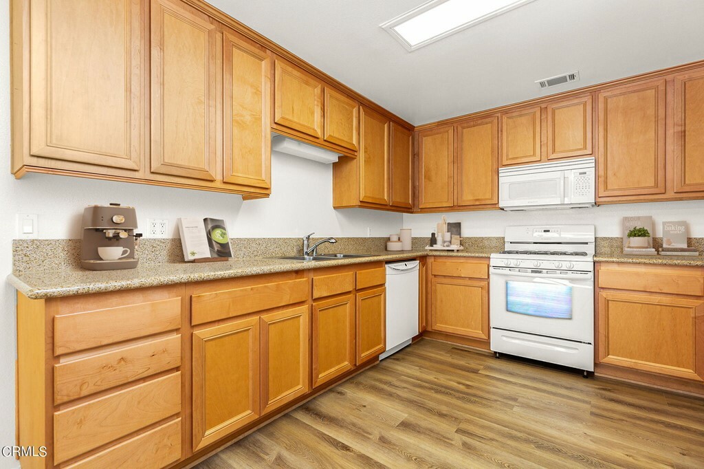 Property Photo:  238 March Street 2  CA 93060 