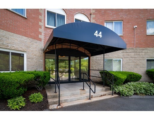 Property Photo: 44 Loomis Street 305 MA 02148