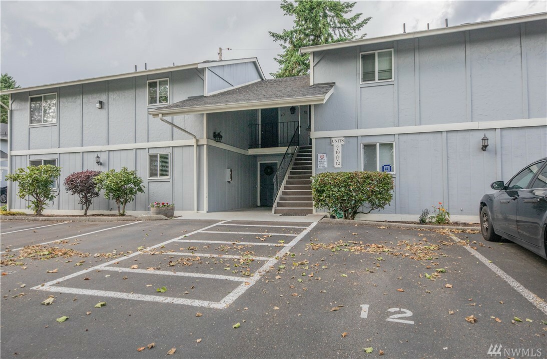 Property Photo:  700 Ford Ave 12  WA 98290 