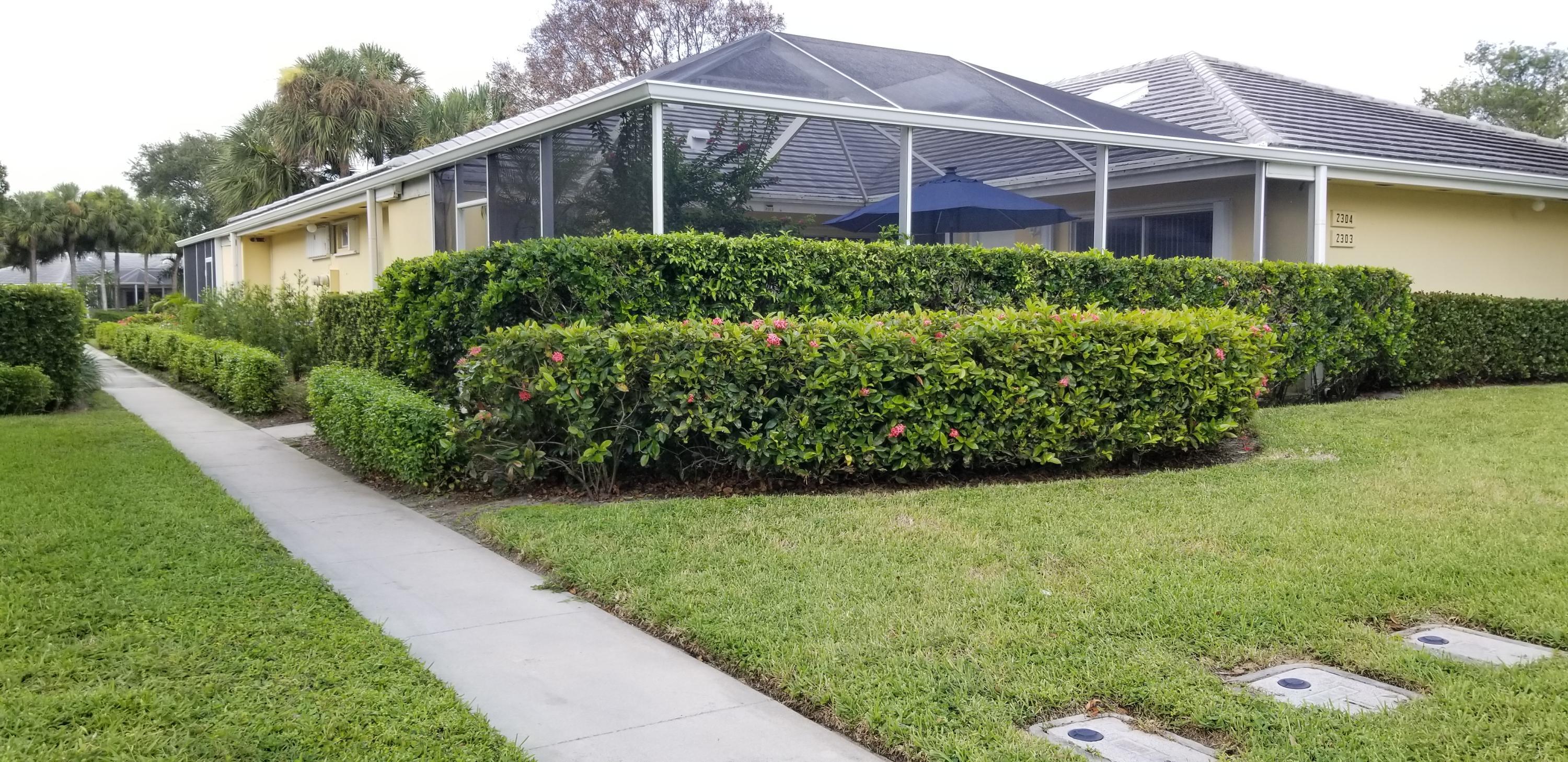 Property Photo: 2303 Appleton Court C FL 33403
