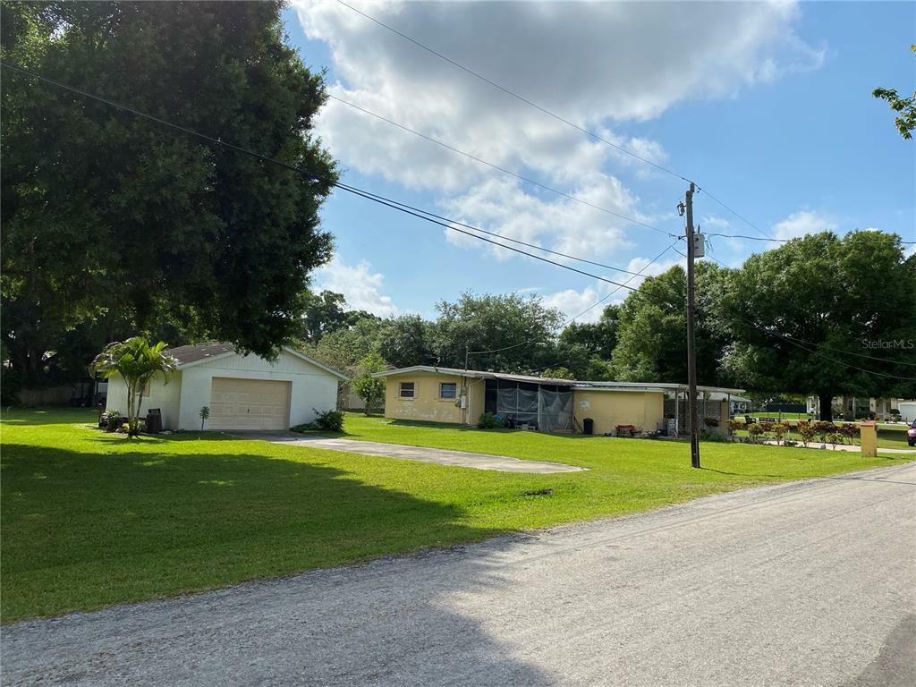 Property Photo:  3007 61st Street E  FL 34221 