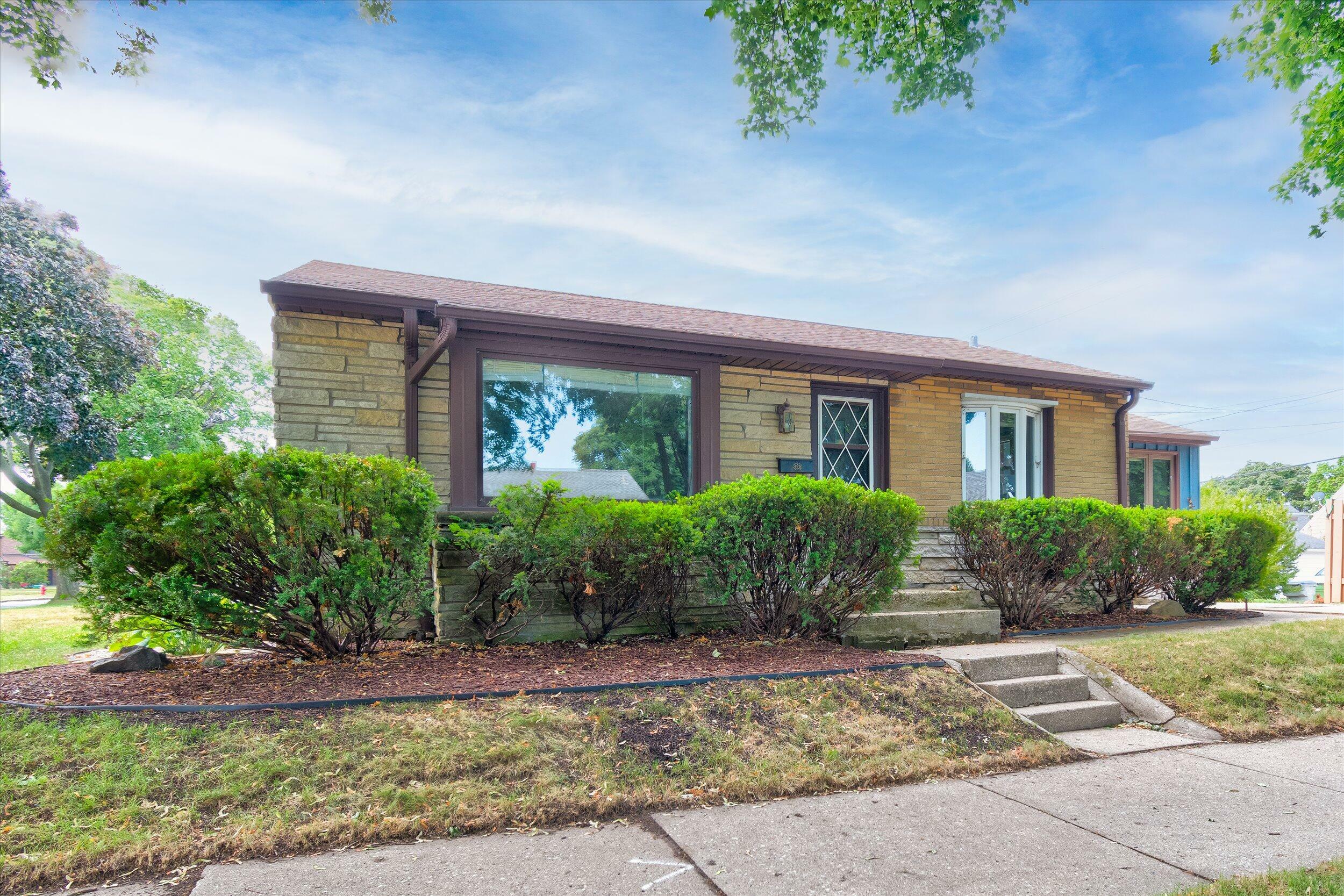 Property Photo: 3401 S 25th St WI 53215