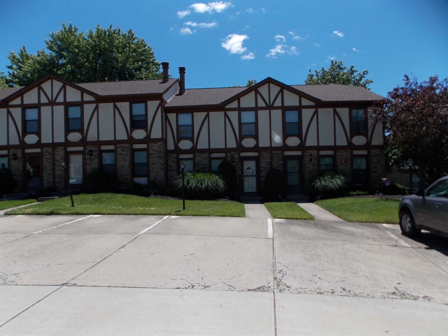 Property Photo:  7962 Tall Timbers Dr  OH 45052 
