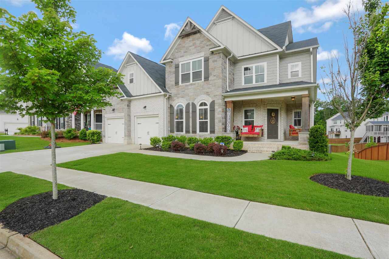 Property Photo: 404 Royal Harmony Drive GA 30115