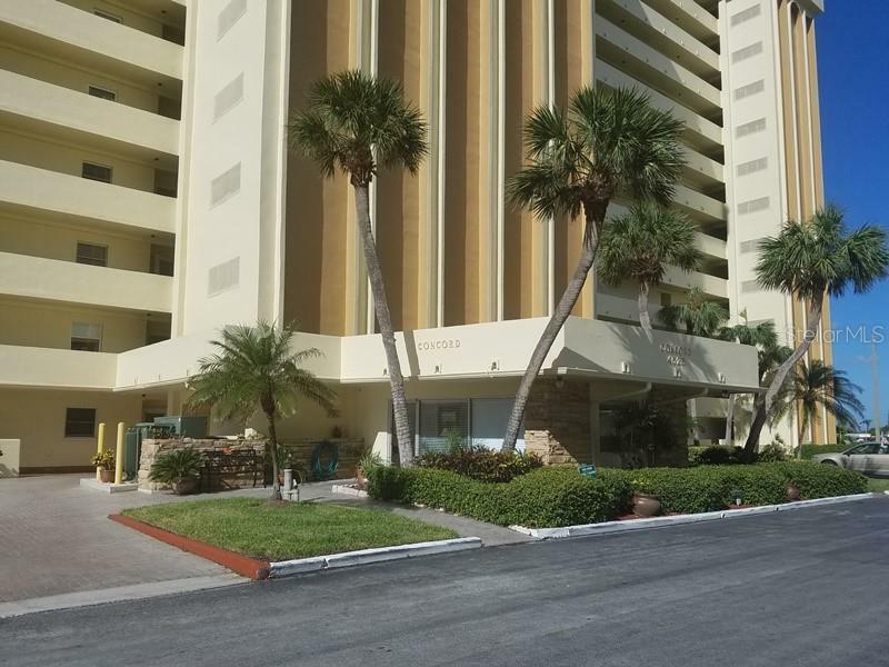 Property Photo: 4525 Cove Circle 403 FL 33708