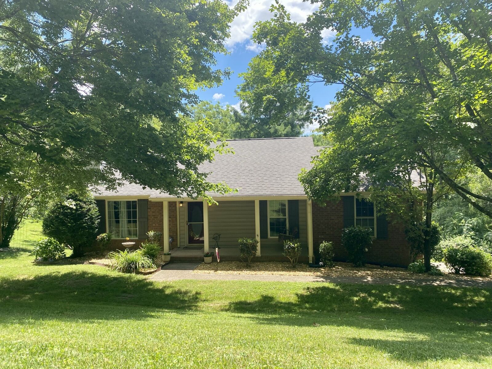 Property Photo:  188 Honeysuckle Dr  TN 37075 