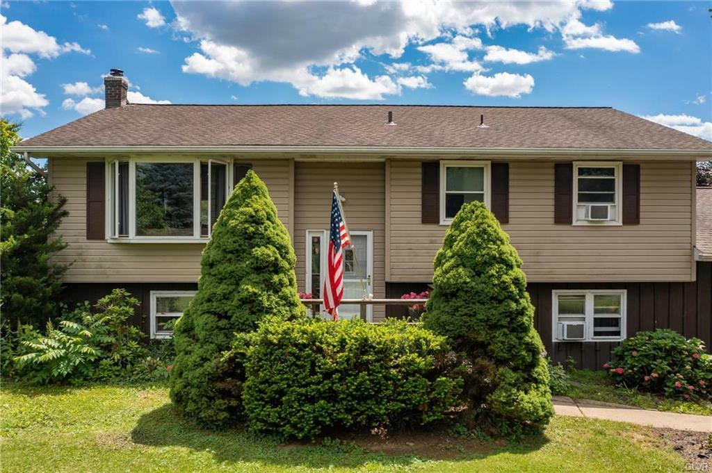 Property Photo:  2074 Heffner Road  PA 18051 