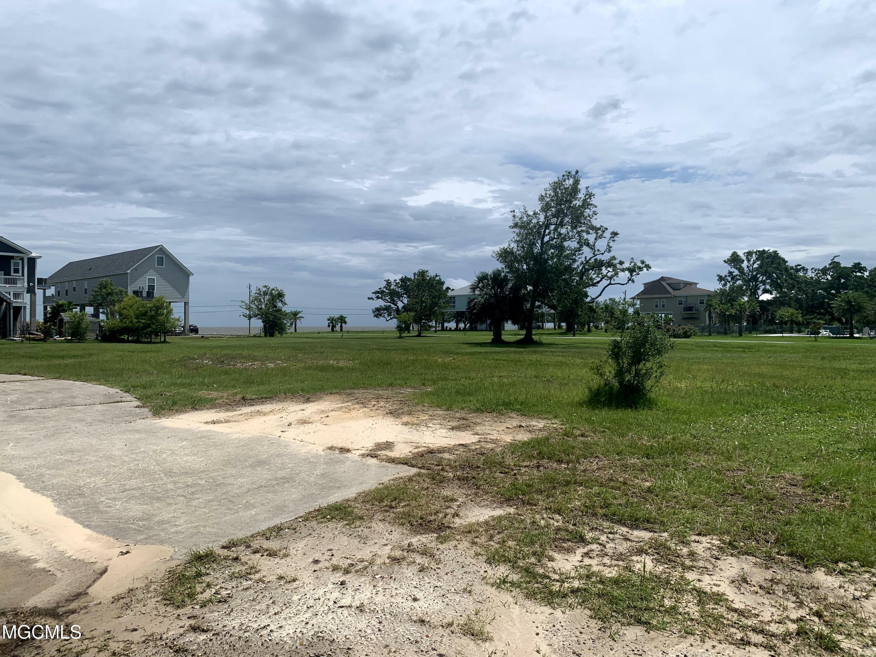 Property Photo: 117 Market Street MS 39576
