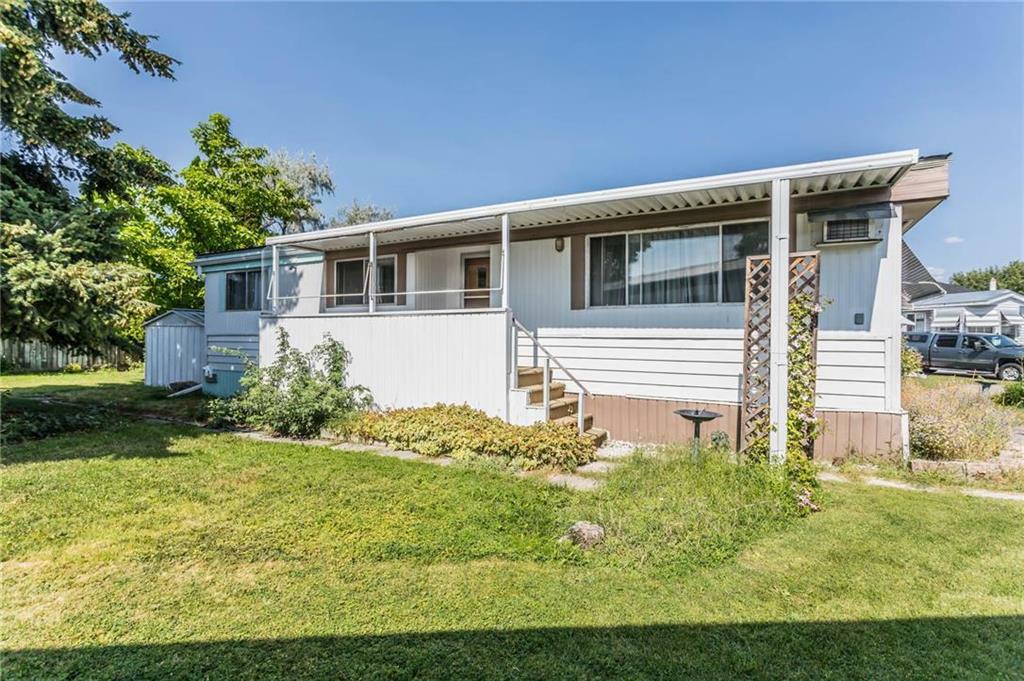 Property Photo: 3745 Lakeshore Road 111 BC V1W3K4