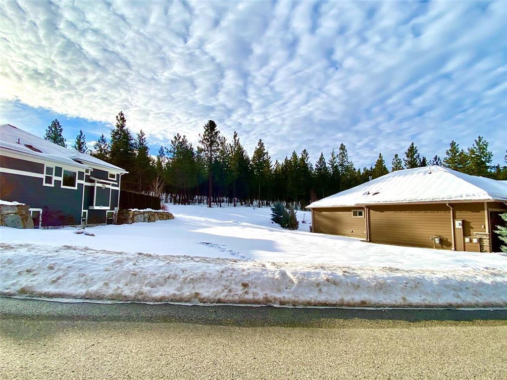 4239 Gallaghers Fairway S  Kelowna BC V1W 4X4 photo