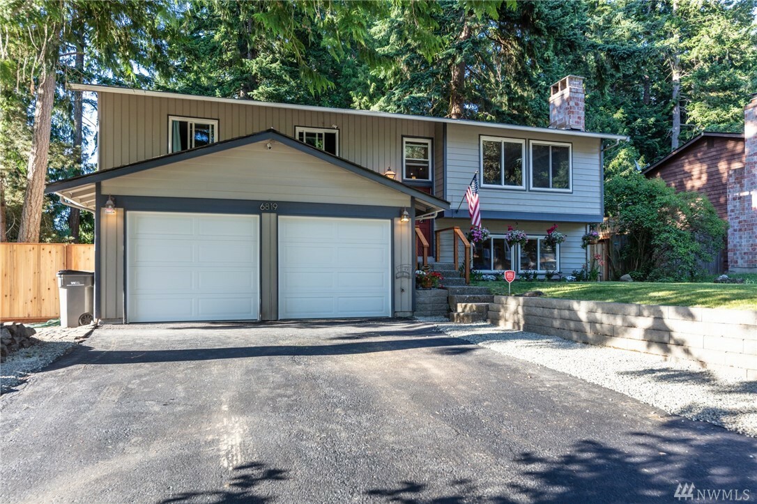 Property Photo:  6819 Bridle Vale Blvd NW  WA 98311 