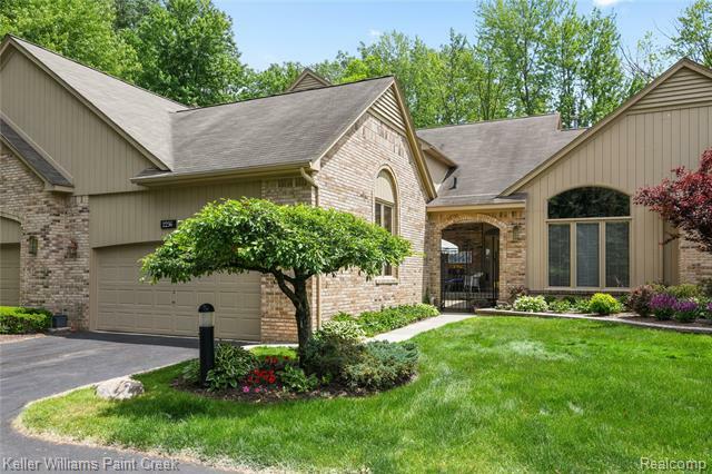 Property Photo: 2236 Juniper Court MI 48316