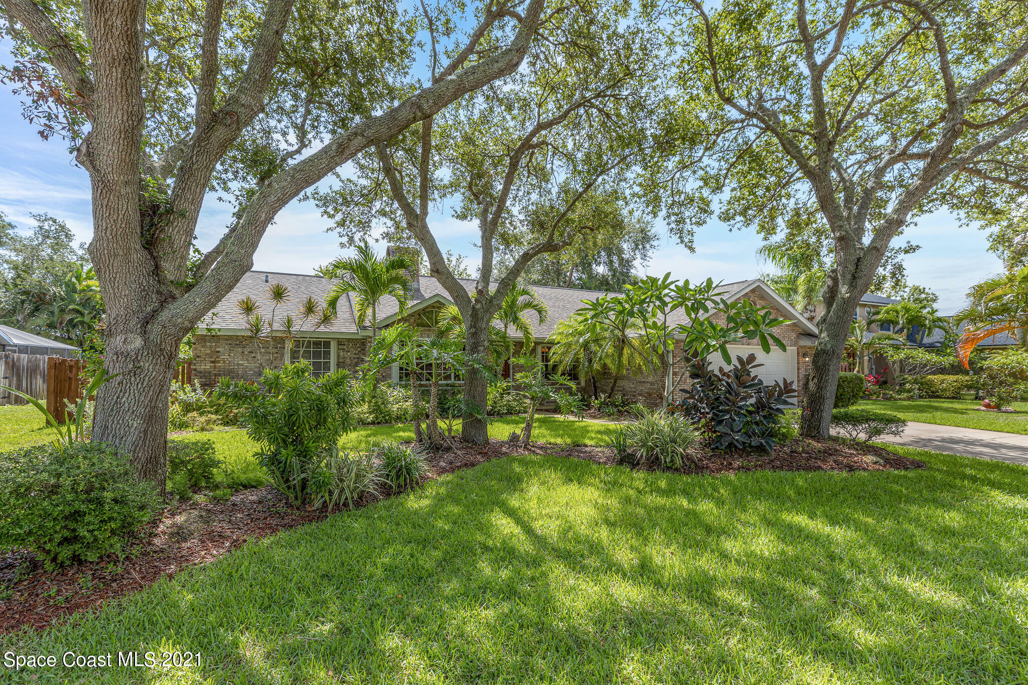 Property Photo:  1051 Mandarin Drive NE  FL 32905 