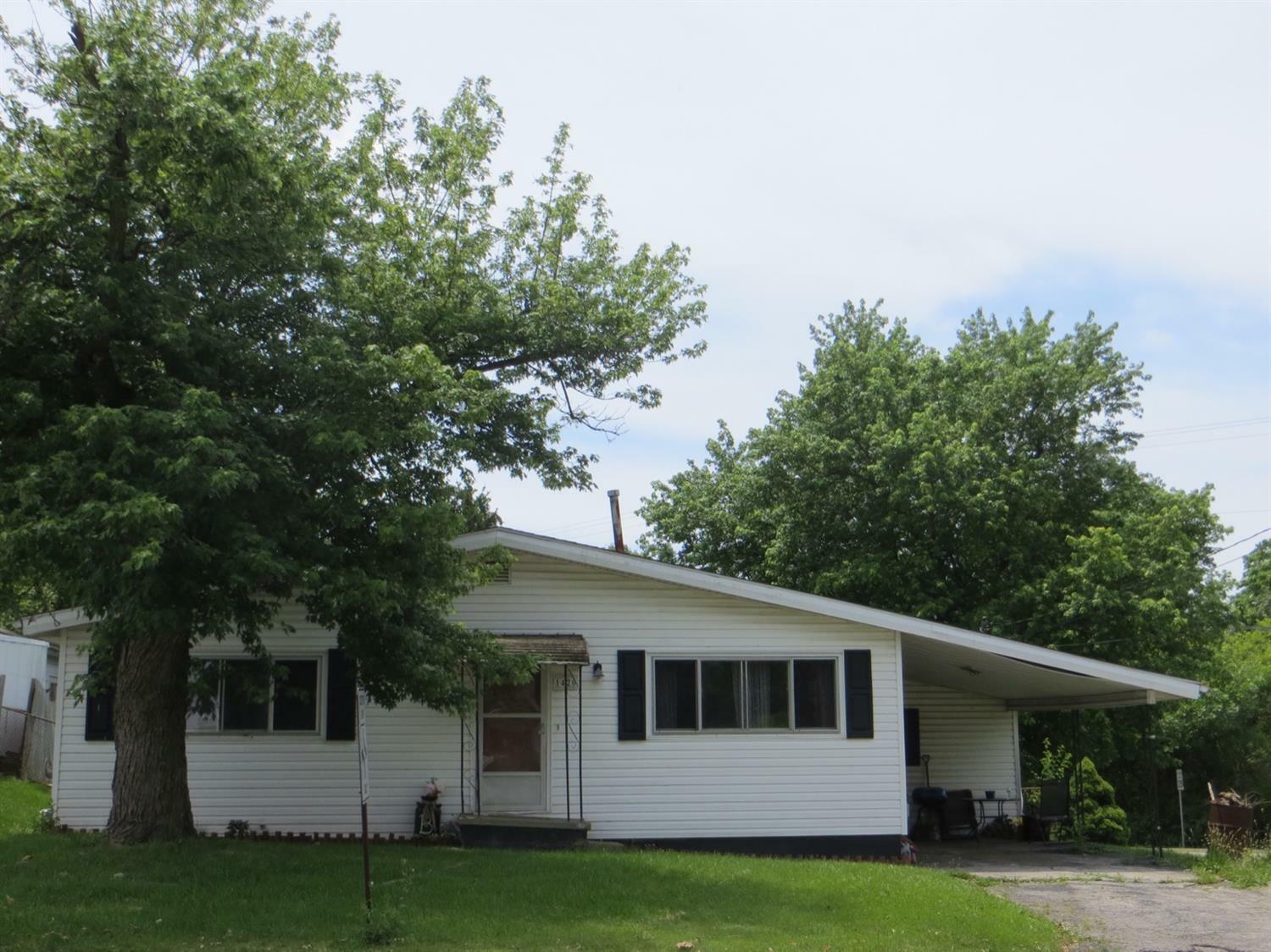 Property Photo:  1420 Wayne Rd  OH 45177 