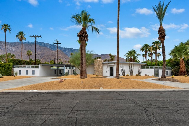 Property Photo:  2167 N Milben Circle  CA 92262 