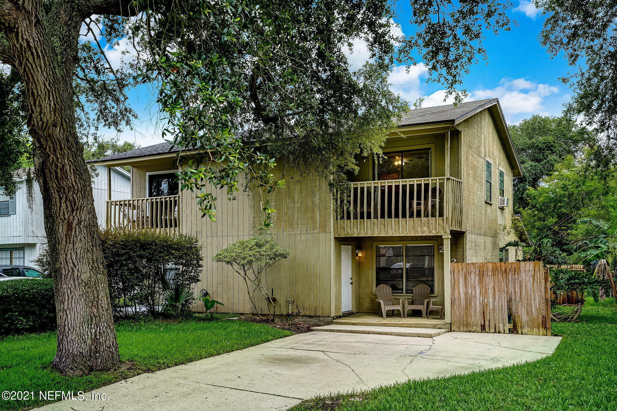 Property Photo:  2125 Rosewood Drive  FL 32266 