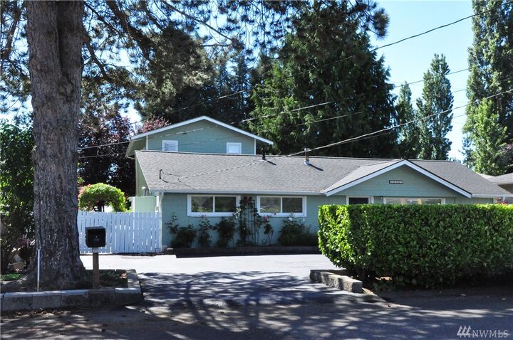 10303 128 Ave SE  Renton WA 98056 photo