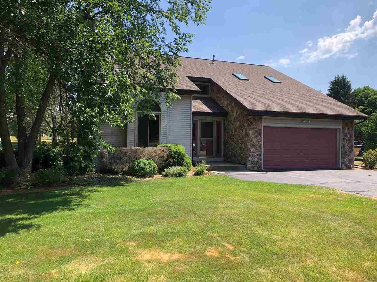 Property Photo:  6743 West Wood Ridge Dr  WI 53548 