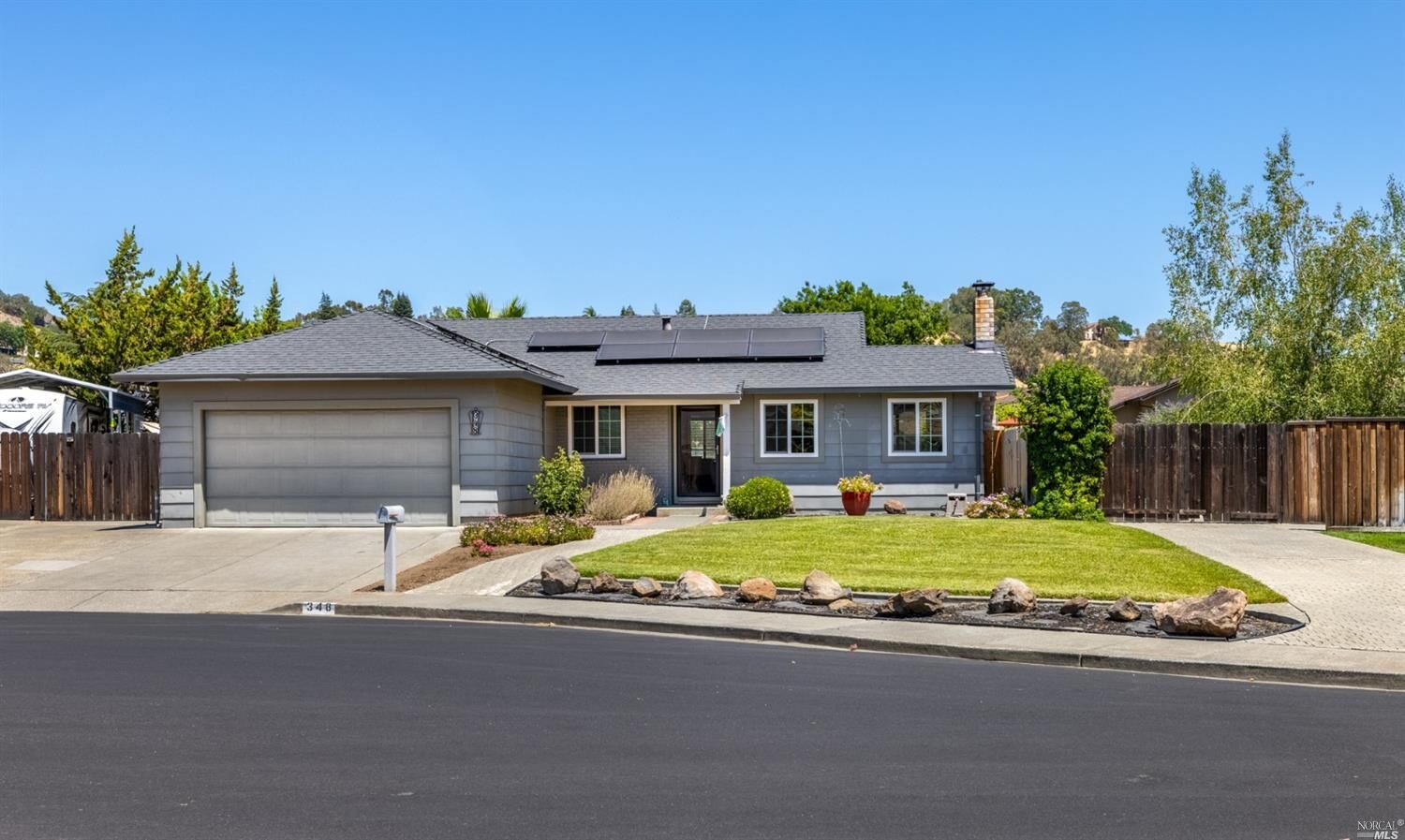 Property Photo:  348 Kirbyson Court  CA 95688